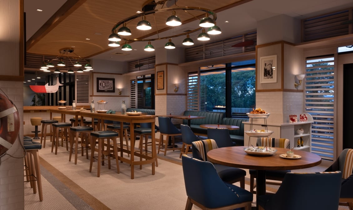 Inside original skiff restaurant at hotel champlain